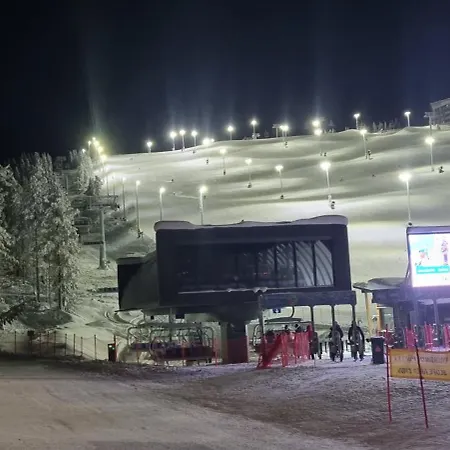 Cranberry C 13 Ski-in Ski-out Visit *