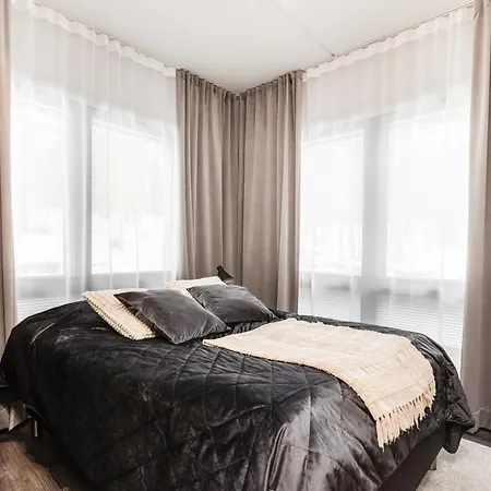 Cranberry C 13 Ski-in Ski-out Visit Apartment *